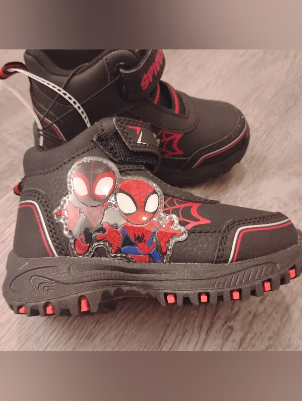 Kids Spider-Man Black and Red Velcro Sneakers Size 8